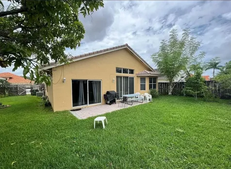 11540 SW 9th Court Pembroke Pines FL 33025