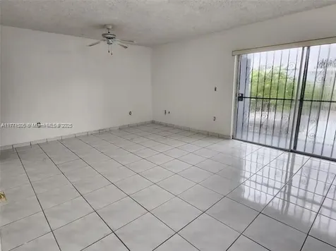 857 W 79th Place Hialeah FL 33014