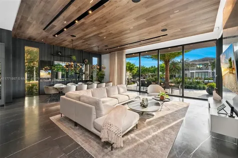 621 Riviera Isle Drive Fort Lauderdale FL 33301