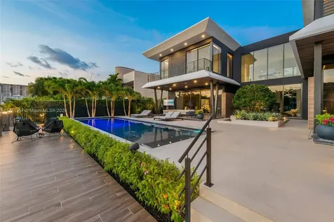 621 Riviera Isle Drive Fort Lauderdale FL 33301