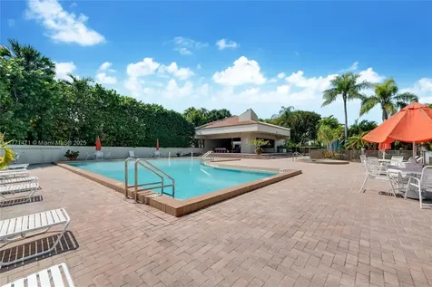 8613 SW 80th Court Miami FL 33143