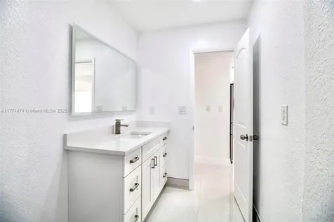 5209 Buttonwood Court Tamarac FL 33319