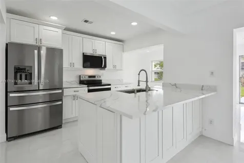 5209 Buttonwood Court Tamarac FL 33319
