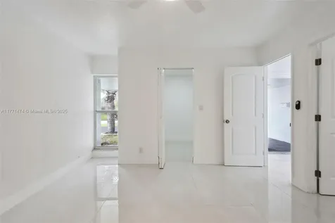 5209 Buttonwood Court Tamarac FL 33319