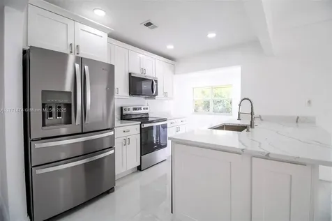 5209 Buttonwood Court Tamarac FL 33319