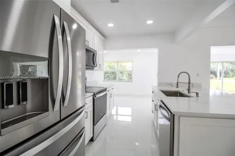 5209 Buttonwood Court Tamarac FL 33319