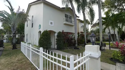 500 NW 108th Terrace Pembroke Pines FL 33026