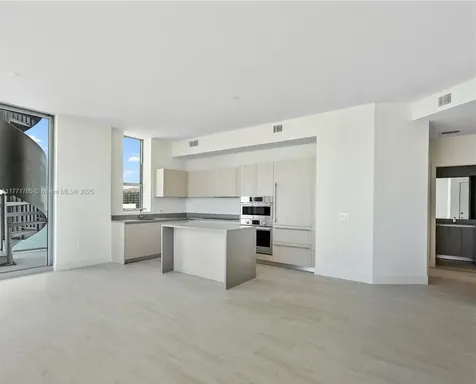 4010 S Ocean Drive Hollywood FL 33019