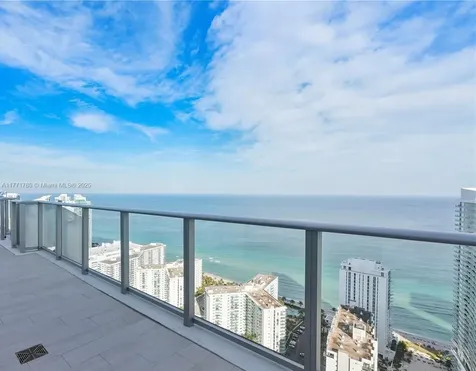 4010 S Ocean Drive Hollywood FL 33019