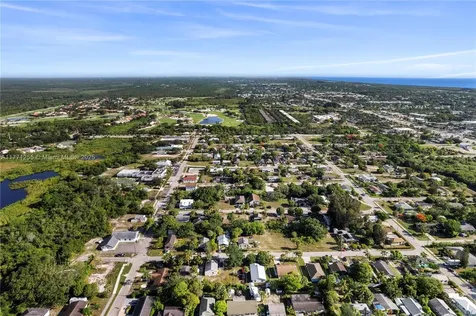 8506 SE Eucalyptus Hobe Sound FL 33455