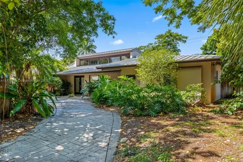 2765 NE 35th Drive Fort Lauderdale FL 33308
