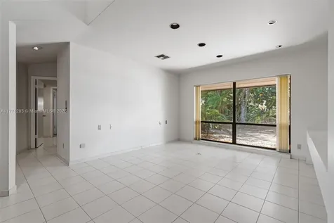 2765 NE 35th Drive Fort Lauderdale FL 33308