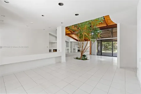 2765 NE 35th Drive Fort Lauderdale FL 33308