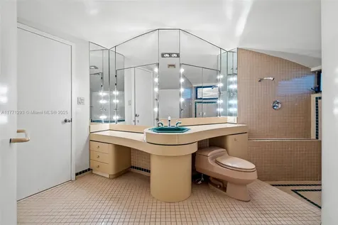 2765 NE 35th Drive Fort Lauderdale FL 33308