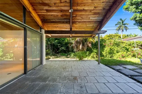 2765 NE 35th Drive Fort Lauderdale FL 33308