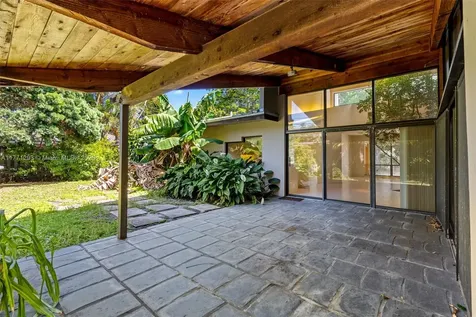 2765 NE 35th Drive Fort Lauderdale FL 33308