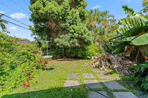 2765 NE 35th Drive Fort Lauderdale FL 33308