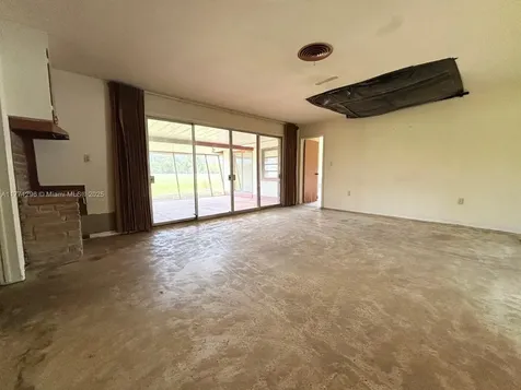 1198 N Country Club Drive Crystal River FL 34429
