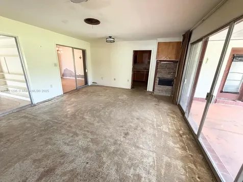 1198 N Country Club Drive Crystal River FL 34429