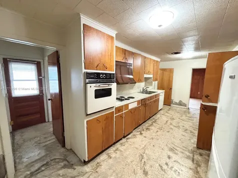 1198 N Country Club Drive Crystal River FL 34429