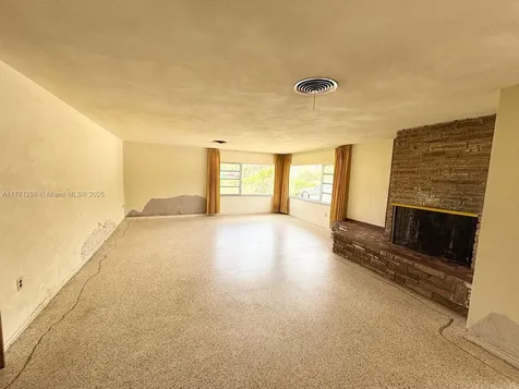 1198 N Country Club Drive Crystal River FL 34429