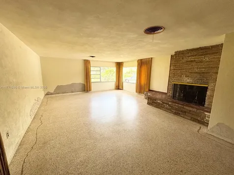 1198 N Country Club Drive Crystal River FL 34429