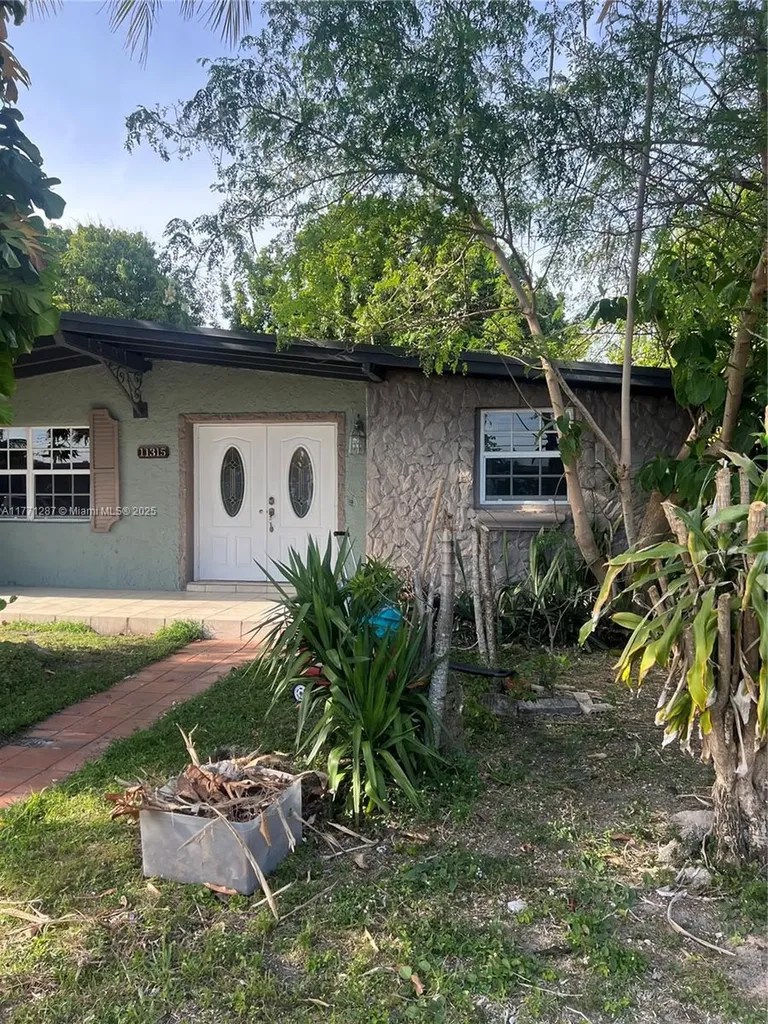 11315 SW 45th Street Miami FL 33165