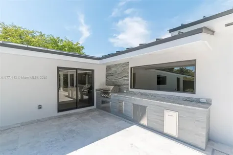 9781 SW 121st Street Miami FL 33176
