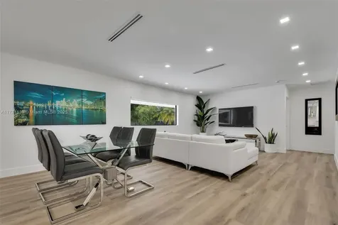 9781 SW 121st Street Miami FL 33176
