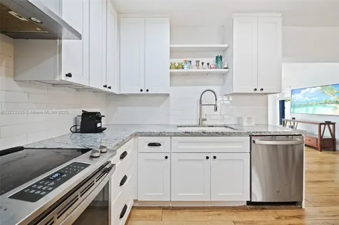 18321 NE 7th Court North Miami Beach FL 33179