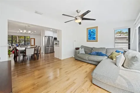 18321 NE 7th Court North Miami Beach FL 33179