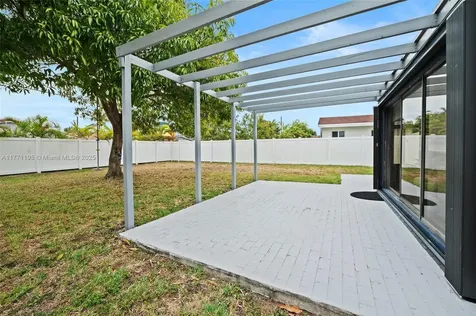 18321 NE 7th Court North Miami Beach FL 33179
