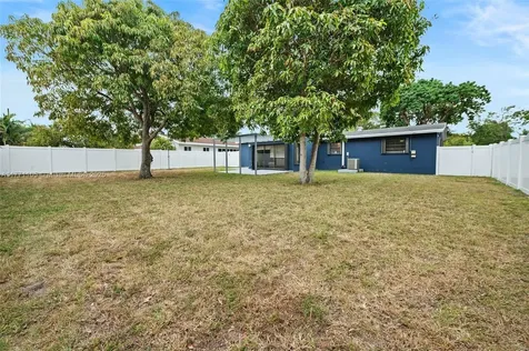 18321 NE 7th Court North Miami Beach FL 33179