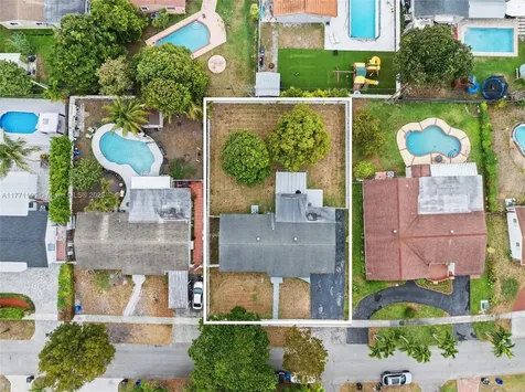 18321 NE 7th Court North Miami Beach FL 33179