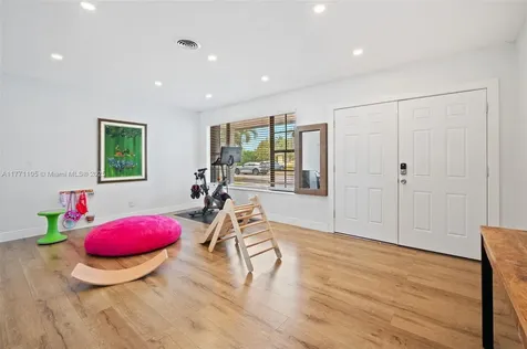 18321 NE 7th Court North Miami Beach FL 33179