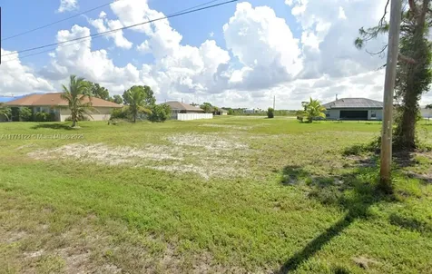 4309 NW 36 Th Place Cape Coral FL 33993