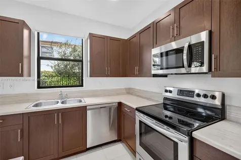 4691 Brumby Terrace Davie FL 33314