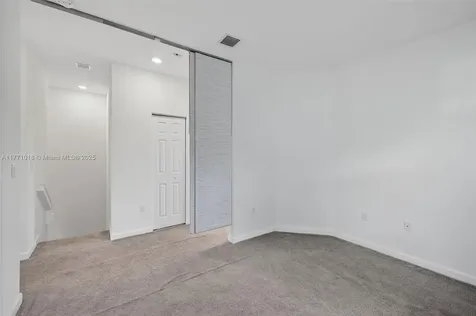 4691 Brumby Terrace Davie FL 33314