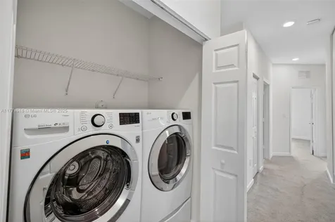 4691 Brumby Terrace Davie FL 33314