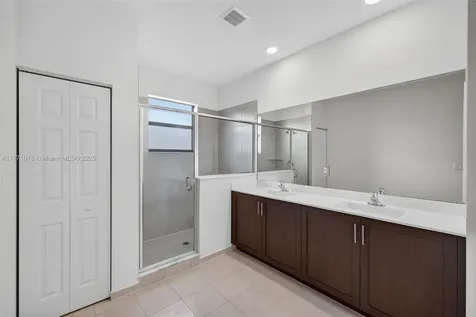 4691 Brumby Terrace Davie FL 33314