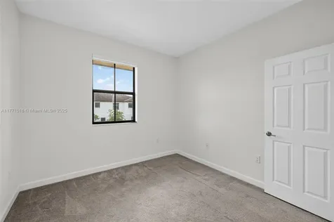 4691 Brumby Terrace Davie FL 33314