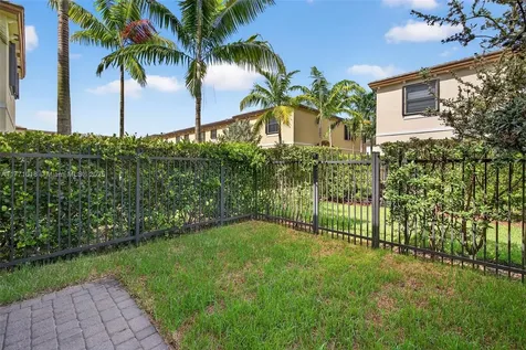 4691 Brumby Terrace Davie FL 33314