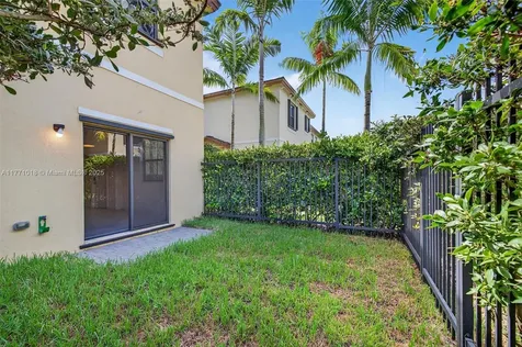 4691 Brumby Terrace Davie FL 33314