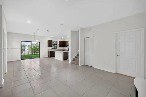 4691 Brumby Terrace Davie FL 33314