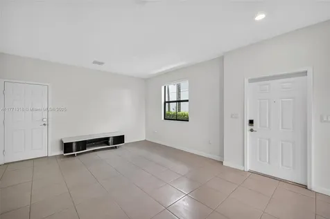 4691 Brumby Terrace Davie FL 33314