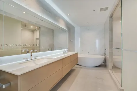 18501 Collins Avenue Sunny Isles Beach FL 33160
