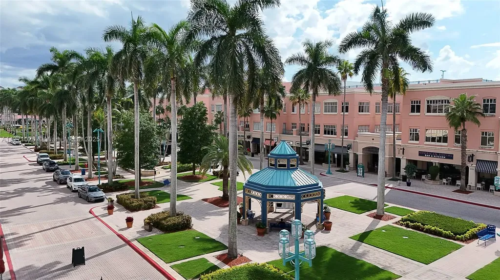 105 E Camino Real Boca Raton FL 33432