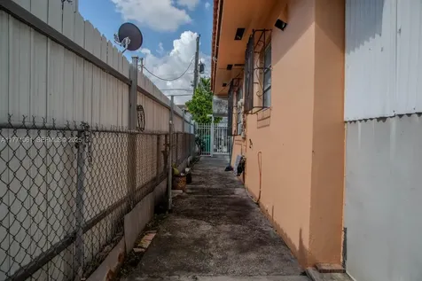 791 NW 22nd Place Miami FL 33125