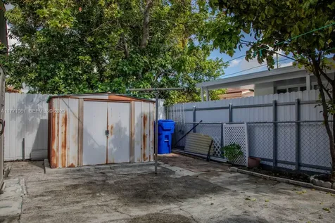 791 NW 22nd Place Miami FL 33125