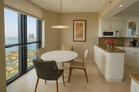2000 Island Boulevard Aventura FL 33160